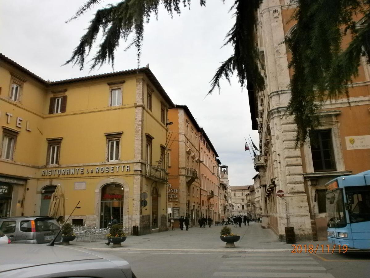 Charming Apartment Tilli With Parking Perugia Kültér fotó